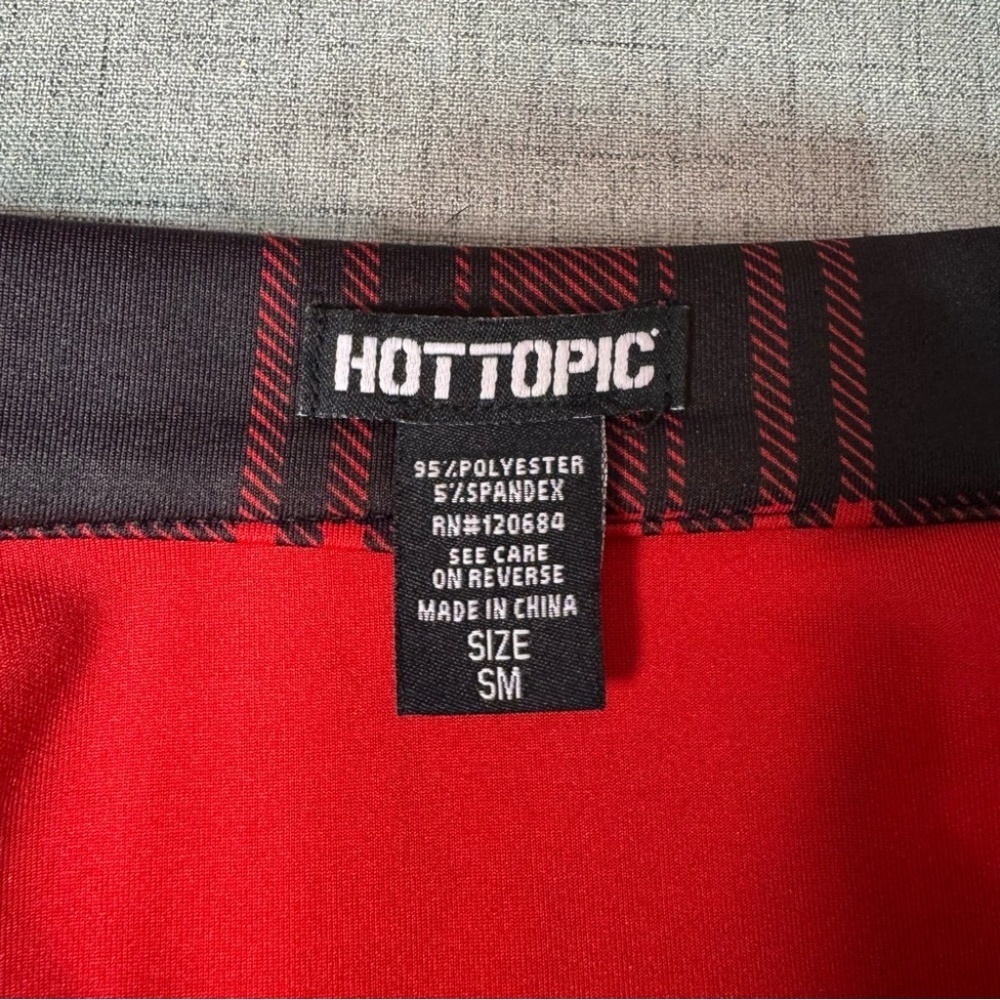 Hot Topic Buffalo Plaid Zip Front Skater Mini Skirt with Pockets Red Black Small - Picture 8 of 9